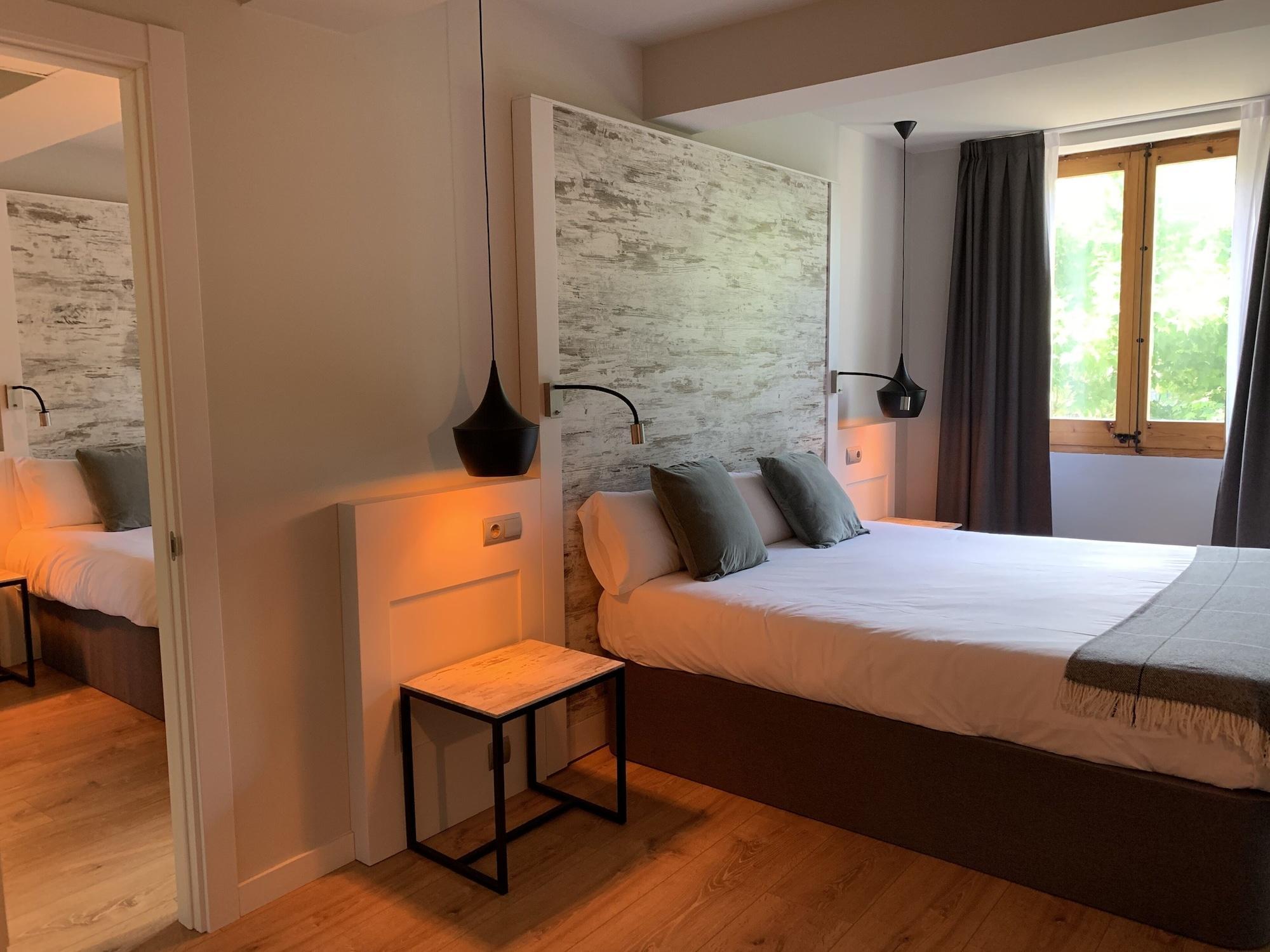 Hotel Cims De Кампродон Экстерьер фото